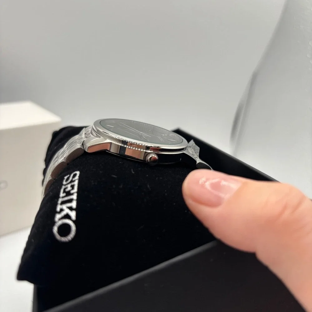 Seiko SUR093 Prime Stainless Steel Black Dial Mens Quartz‎ Watch NEW IN BOX
